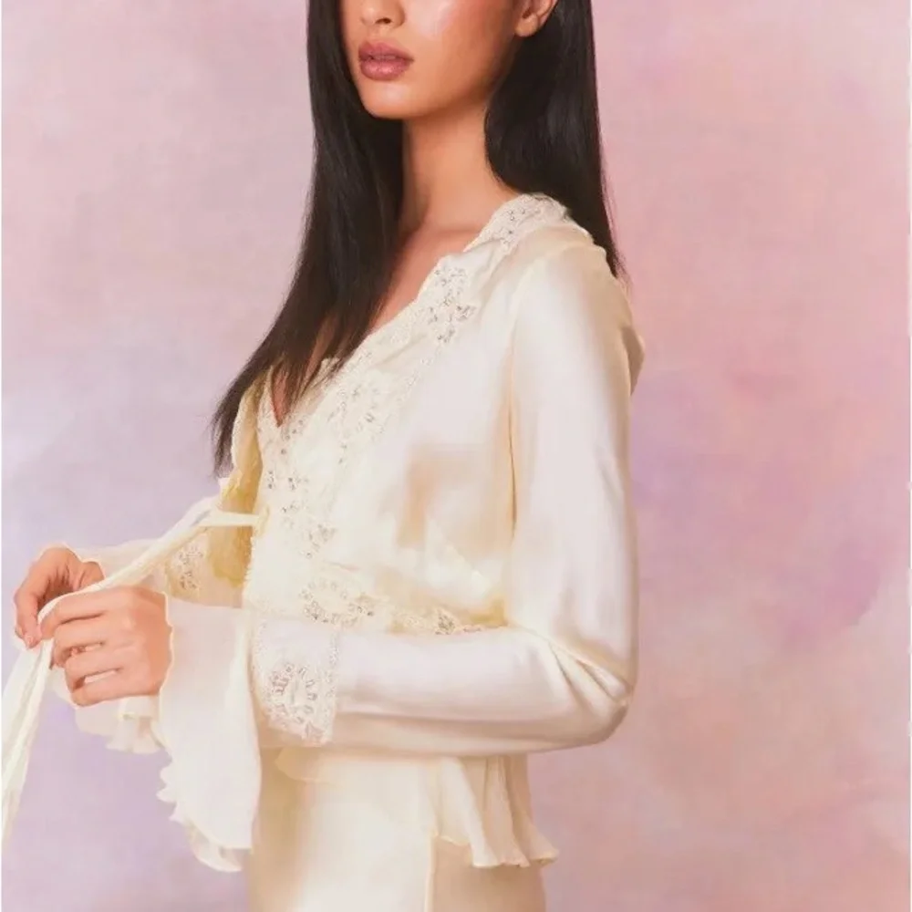 NWT LoveShackFancy Vivetta Long Bell Sleeve Blouse Silk Top Limeade Yellow M - Picture 4 of 9